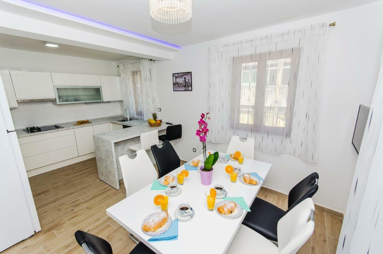 Apartments Keli Каштела Екстер'єр фото