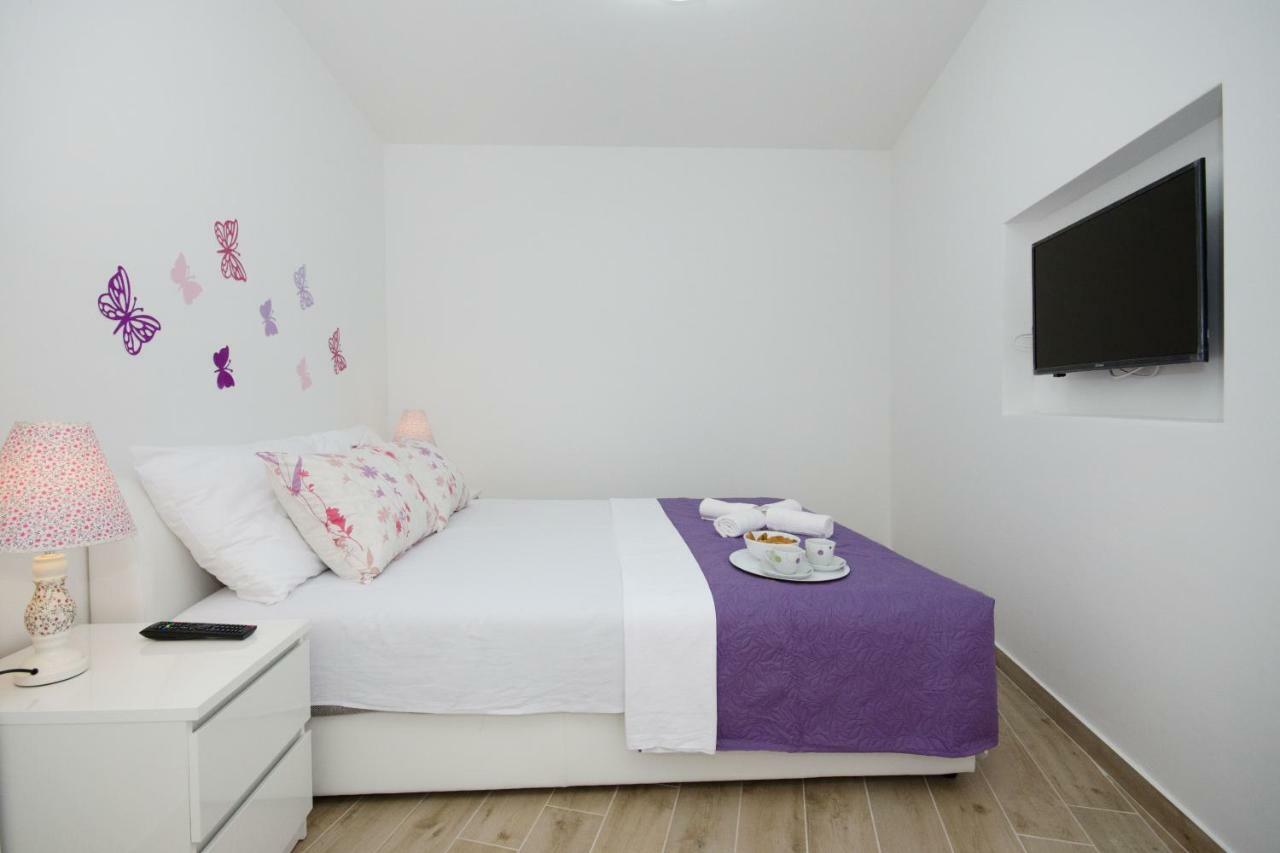 Apartments Keli Каштела Екстер'єр фото